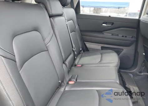 2024 Nissan Pathfinder Sl z USA, uszkodzony, nr VIN 5N1DR3CC7RC285530